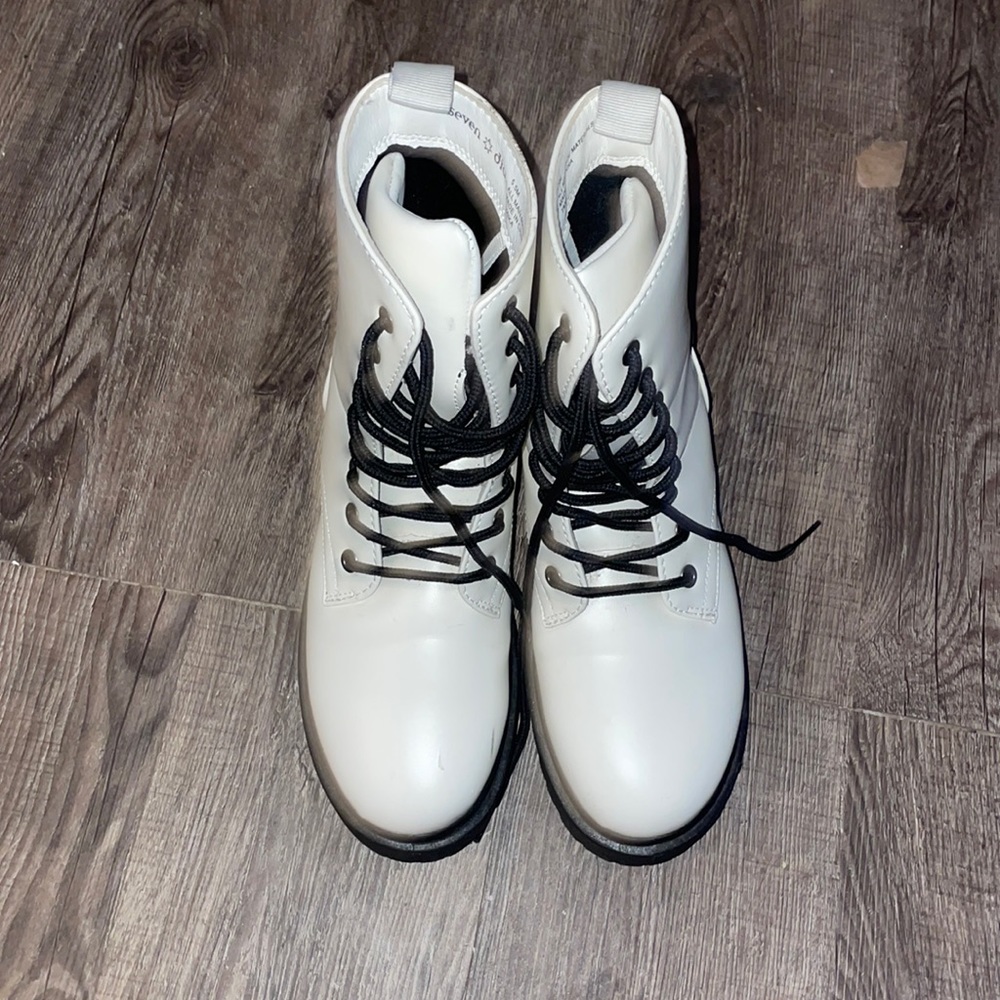seven dials combat boots